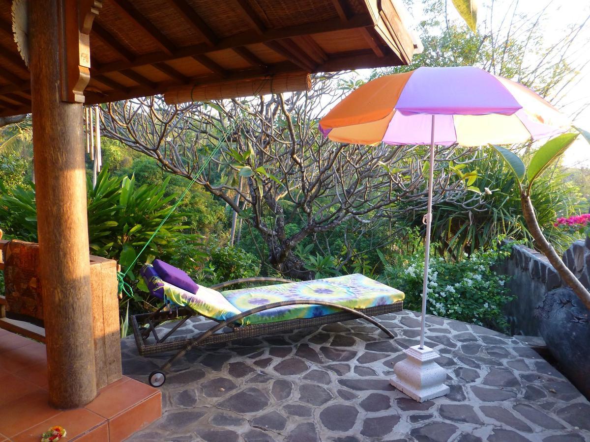 Sananda Bungalow Lovina Oda fotoğraf
